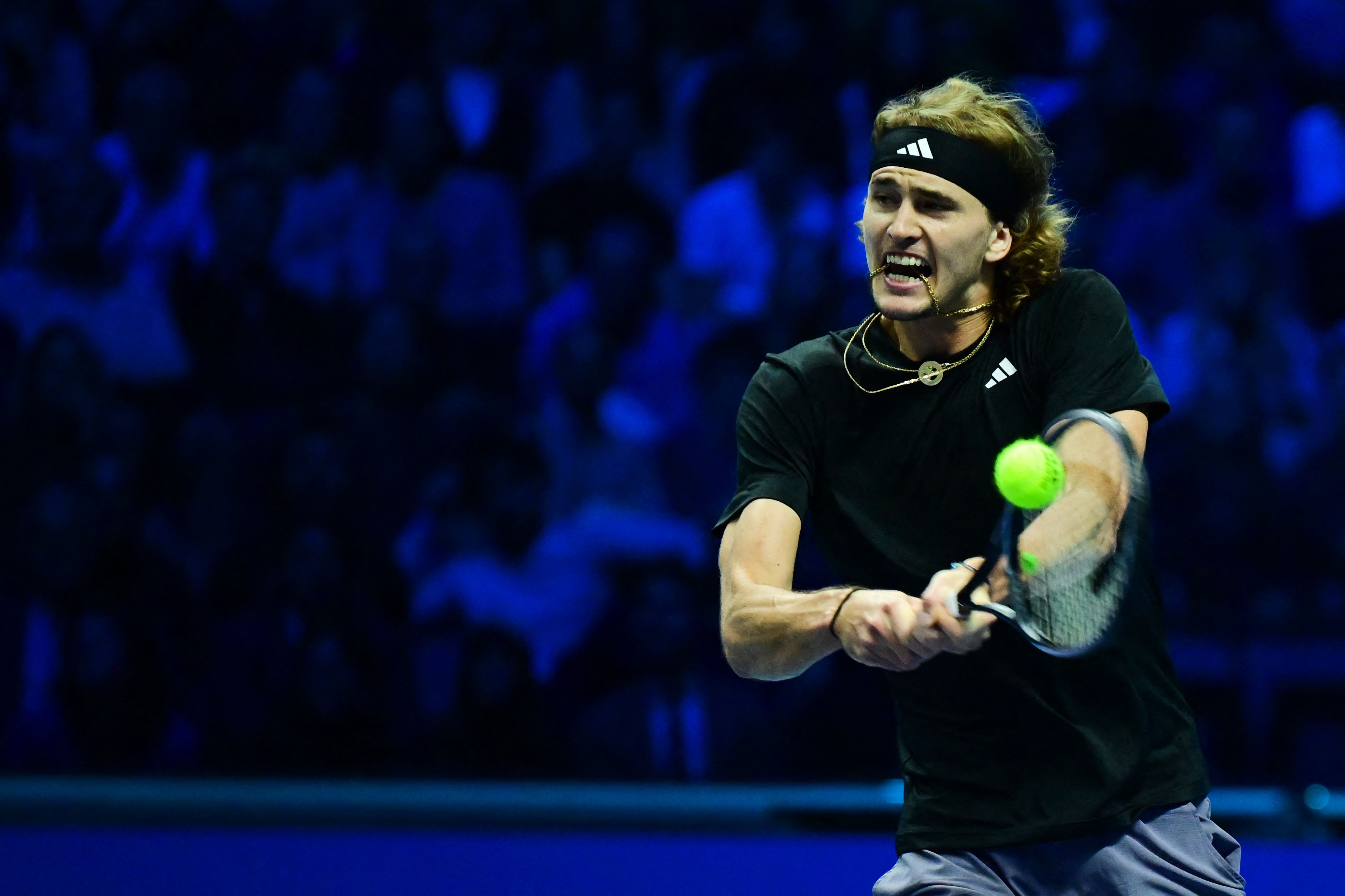 意大利网球队强势英国网球队，梅德韦杰夫制霸全场