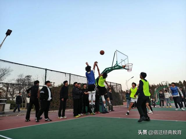 新一场篮球对决引发热烈讨论