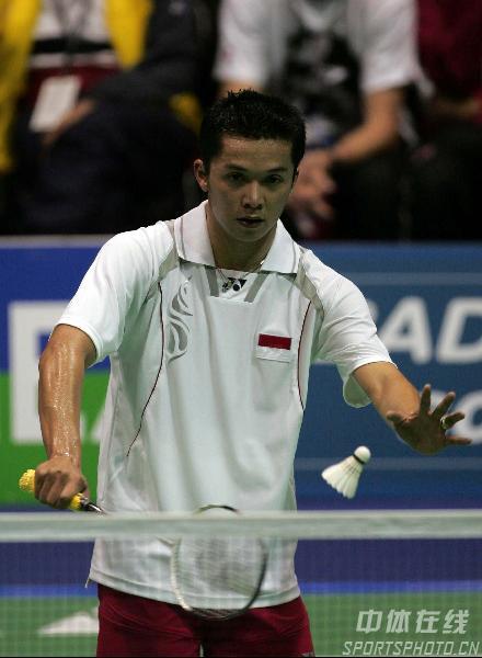 日本羽毛球队绝杀丹麦羽毛球队，陶菲克爆发神勇