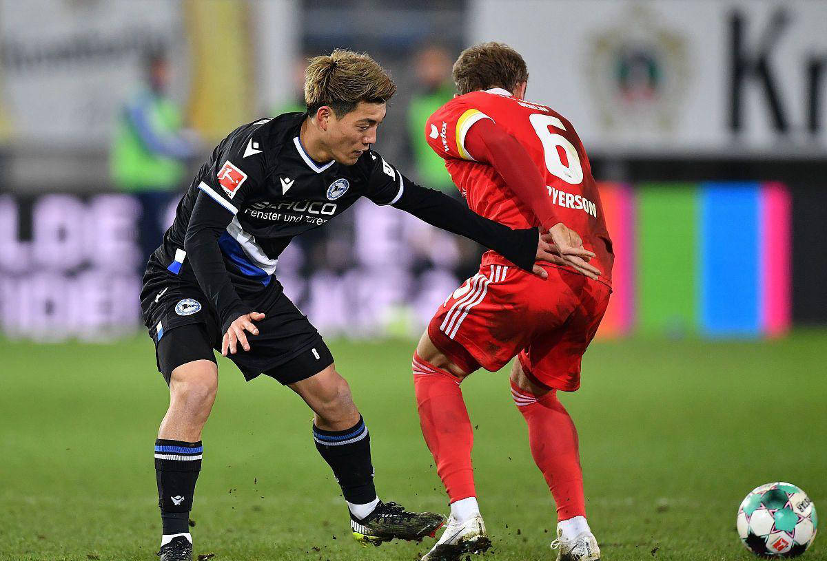 柏林赫塔取得出色胜利,弗赖堡难挽劣势 柏林赫塔取得出色胜利,弗赖堡难挽劣势