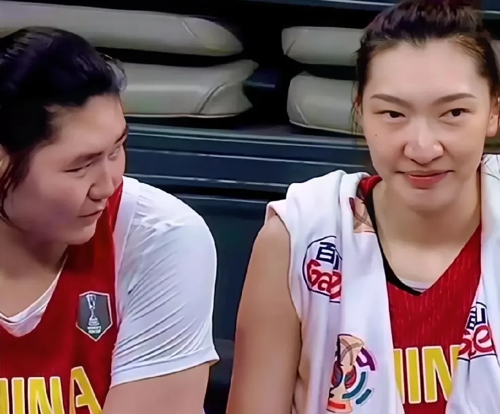 广东队碾压北京队,范弗利特带队取胜 广东队碾压北京队,范弗利特带队取胜