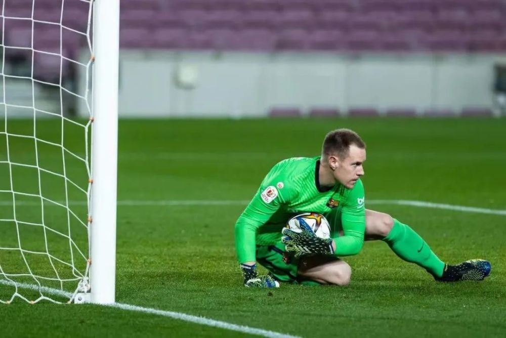 巴塞罗那遭遇困境，晋级形势岌岌可危