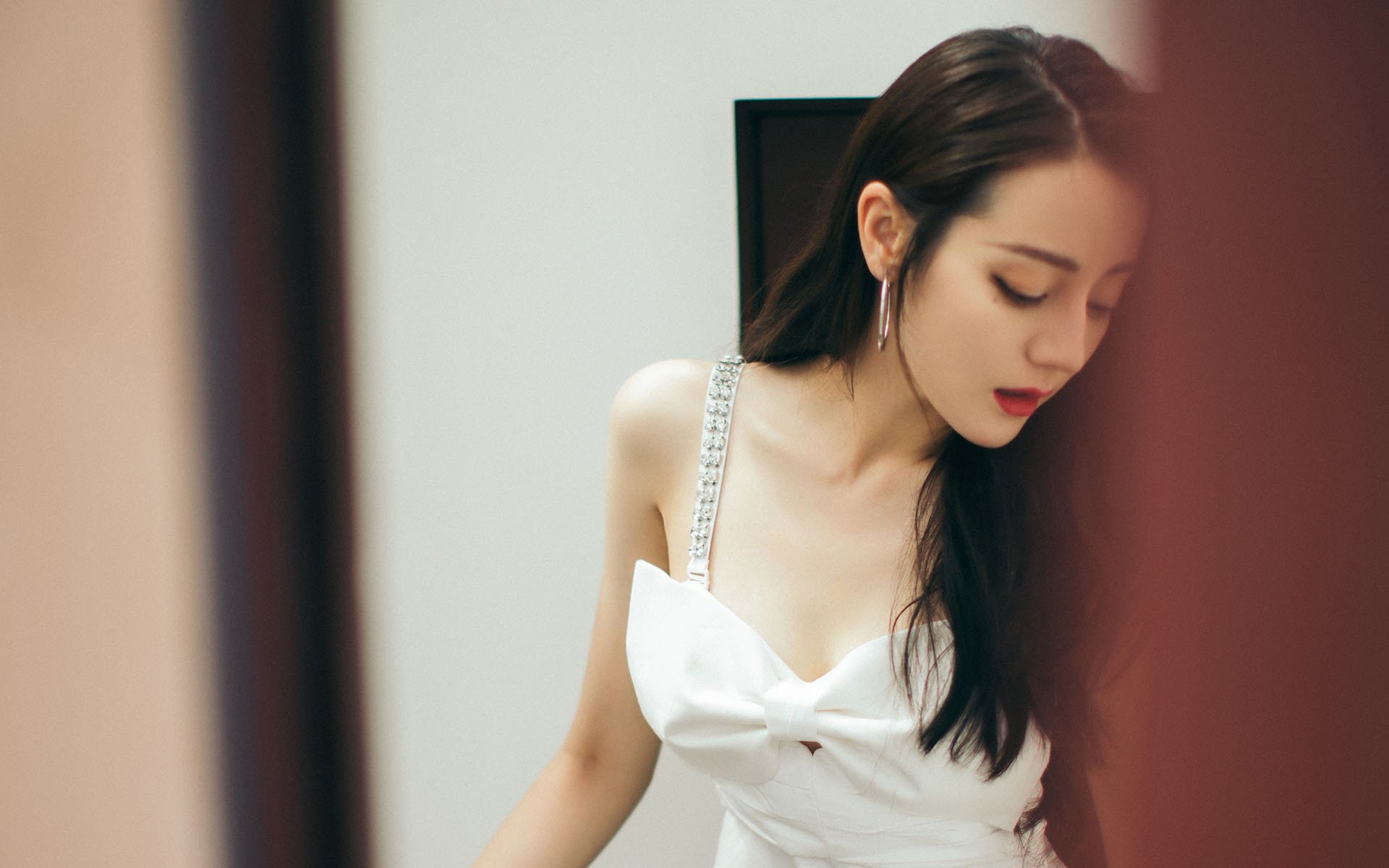 F1新赛季揭幕战焦点战,黄蜂全面压制山西队,速度与战术的双重奏